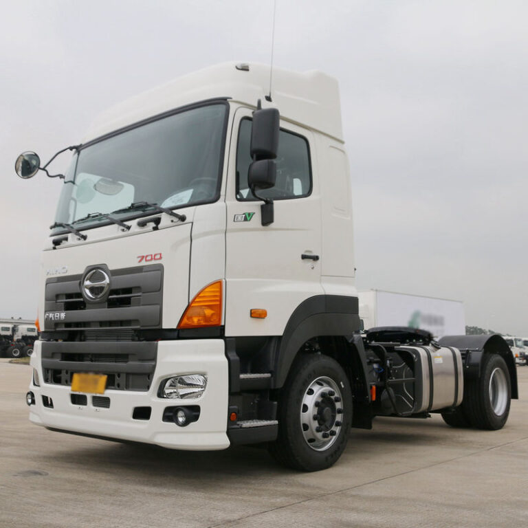 For Hino 700 Series Heavy Truck 420 Horsepower 4X2 Tractor National Five Emission High Roof Cab Used Truck for Sale