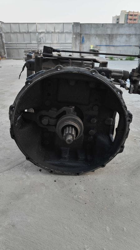 Used Z F 6S1901 Gearbox Good Condition Transmission Gearbox for Sale - Image 2