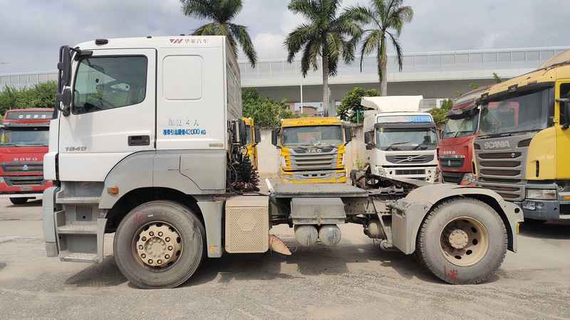 On-site photo of Benz Axor 1840 tractor, fully inspected, excellent working condition