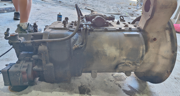Original Used Gearbox for Truck Fa St 12JSD200TA in the Good Condition Good Price for Sale - Image 3