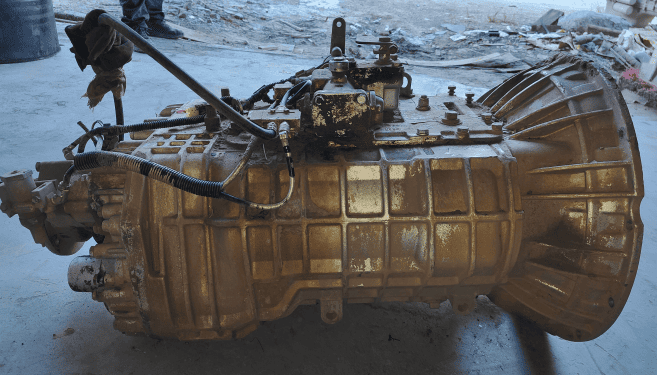 Used Aluminum Material FA ST 12JSD240TA Gearbox Transmission Assembly for Truck - Image 3