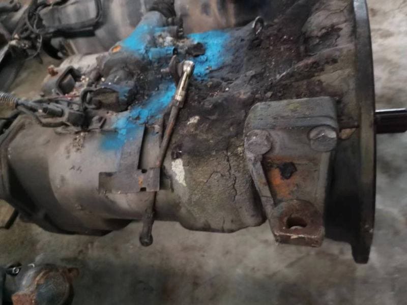 High Quality FAST 12JSD200T Gearbox Second Hand Transmission Gearbox Truck Part - Image 3