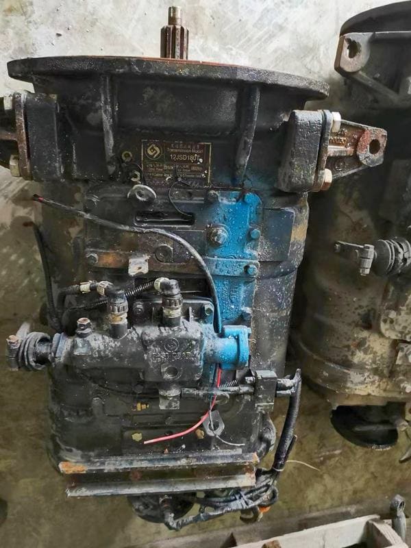 Used FAST 12JSD180T Gearbox Transmission Assembly High Quality Gearbox for Sale - Image 4