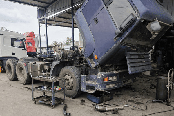 total cost of ownership for commercial trucks - cost breakdown chart