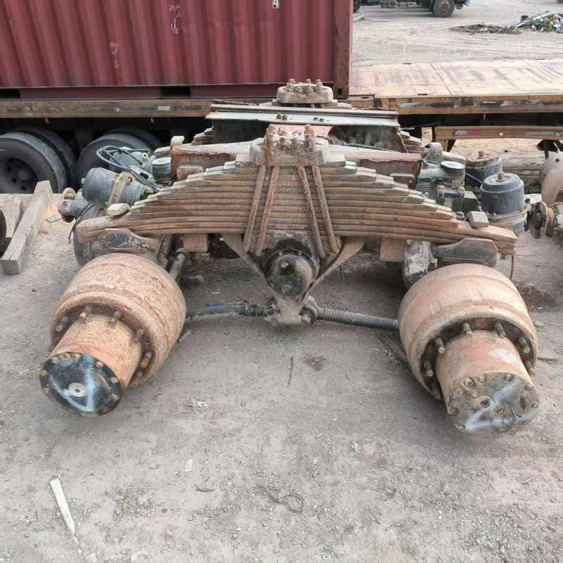 Howo AC16 HC16 Rear Axles Assembly Heavy Duty Rear Axle Complete Differential Housing Final Drive for Sinotruk Trucks