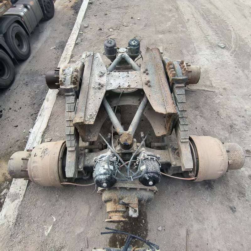 Howo AC16 Double Drive Rear Axle Assembly Housing Powerful Differential Final Drive for Construction Dump Trucks