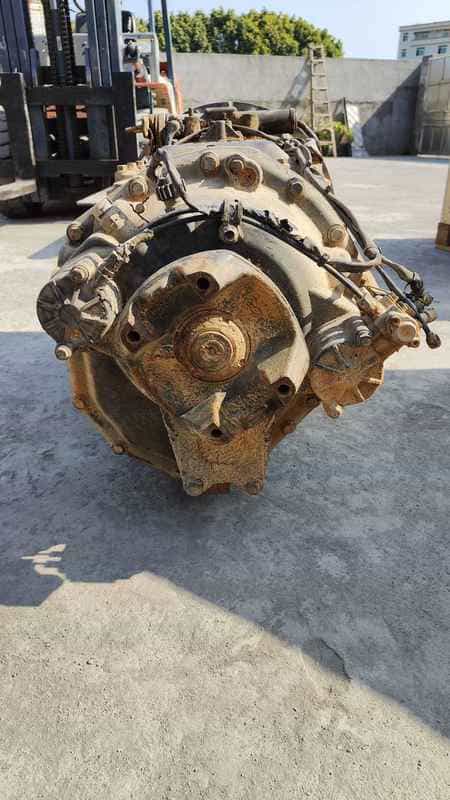 Used SCAN IA GR900 Gearbox Good Condition Transmission Assembly for Sale - Image 3