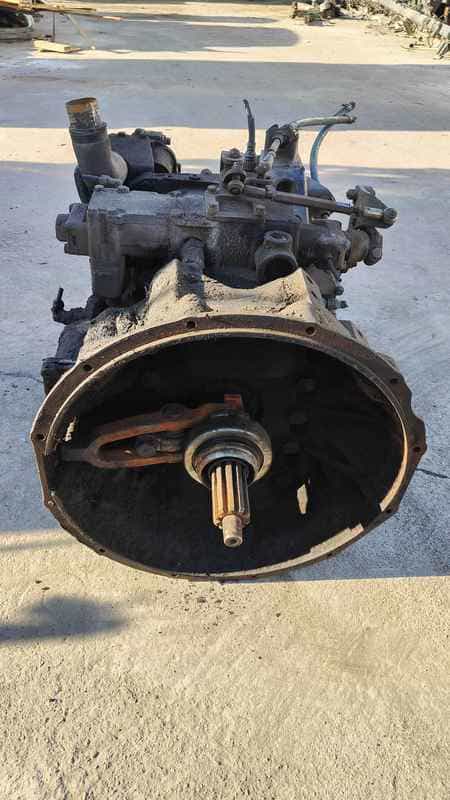 Genuine High Quality for Z F with Liquid Retarder Gearbox Transmission Assembly and Used Condition for Heavy Dump Trucks - Image 3