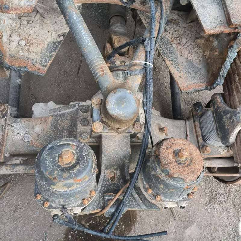 Howo AC16 HC16 Rear Axles Assembly Heavy Duty Rear Axle Complete Differential Housing Final Drive for Sinotruk Trucks