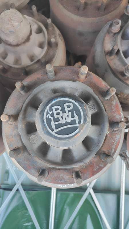 China Factory Manufacturer Used Good Condition 13ton Truck Axle Bpw Axle for Tractor Truck Trailer