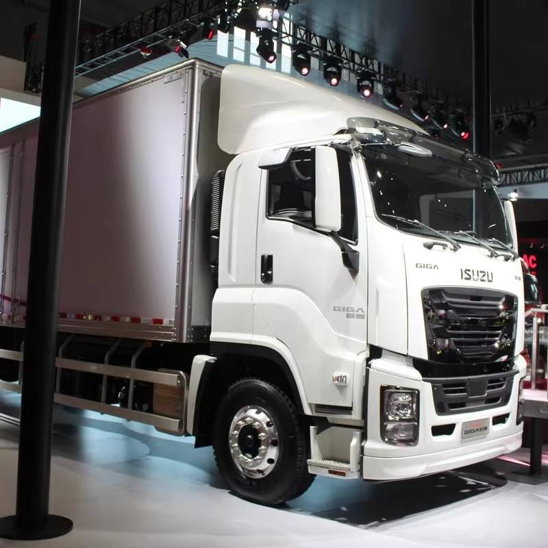 Second-hand for Qingling for Isuzu Giga Euro5 350 Horsepower 4*2 Used Van Cargo Diesel Truck for Sale Left Steering Truck - ISUZU used truck for sale