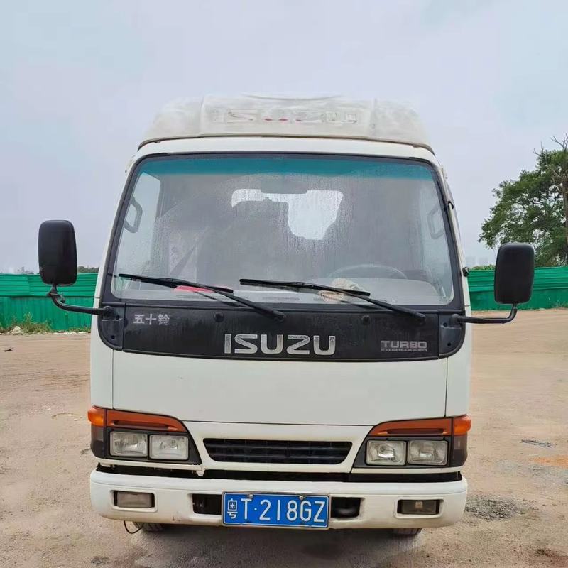 4×2 Chassis Truck Best Price Japan for Isuzu 100p Adequate Stock Used Light Truck Van Truck for Isuzu Diesel Truck - ISUZU used truck for sale