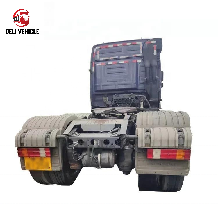 Rear chassis view of USED Euro truck Mercedes 2644 6x2 used trailer truck, second hand heavy duty tractor head showing rear axles