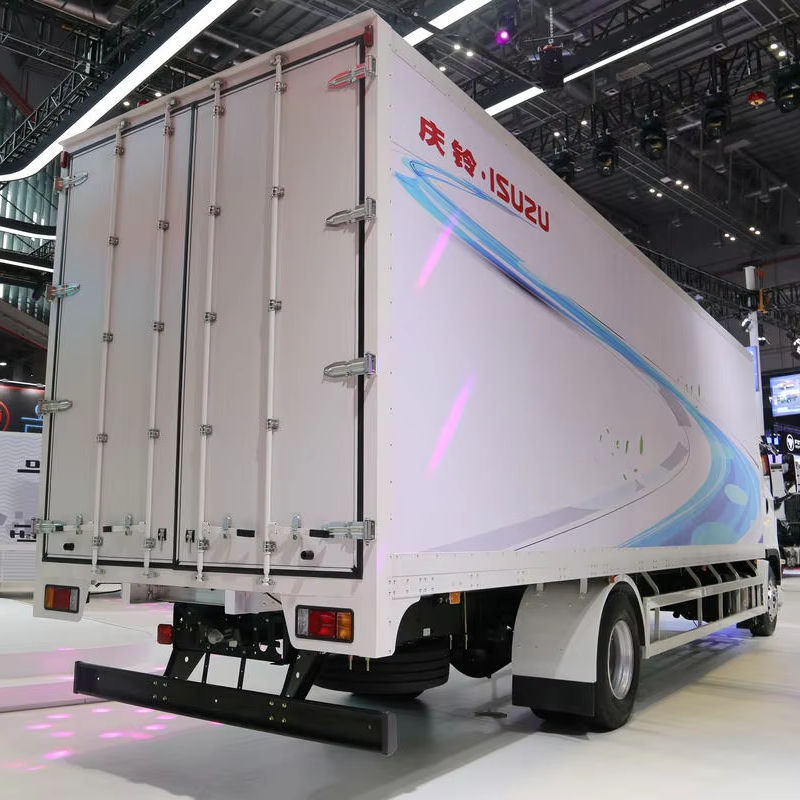 Left rear side view of hot selling second hand Isuzu FVR 408HP 4*2 Euro 6 heavy diesel cargo van box truck