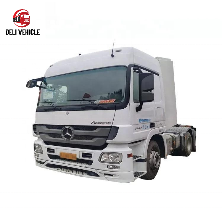 Front face view of USED Euro truck for Mercedes 2644 6x2 used trailer truck, second hand heavy duty tractor head with white cab
