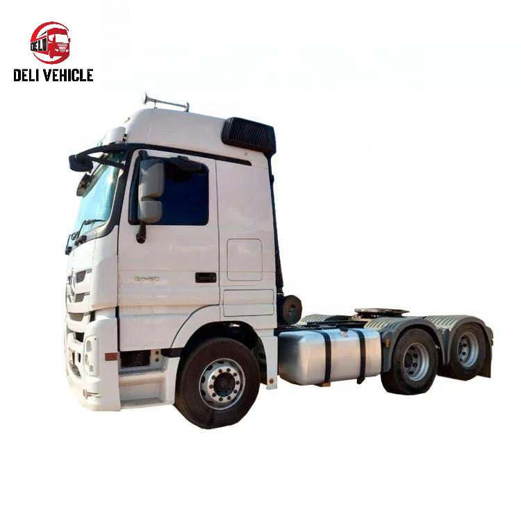 Full left side view of second hand Mercedes 2648 6x2 used tractor truck, 480HP heavy duty used trailer truck tractor head