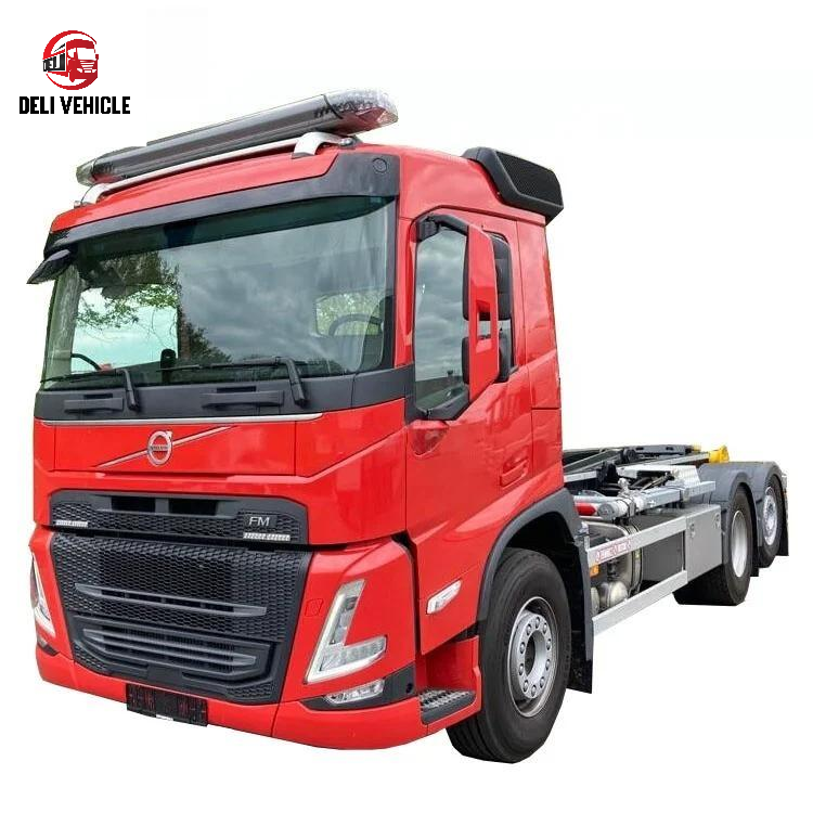 Left front angle view of good condition used tractor truck for VOLVO FM420 6x2 used trailer truck, 420HP heavy duty red tractor head