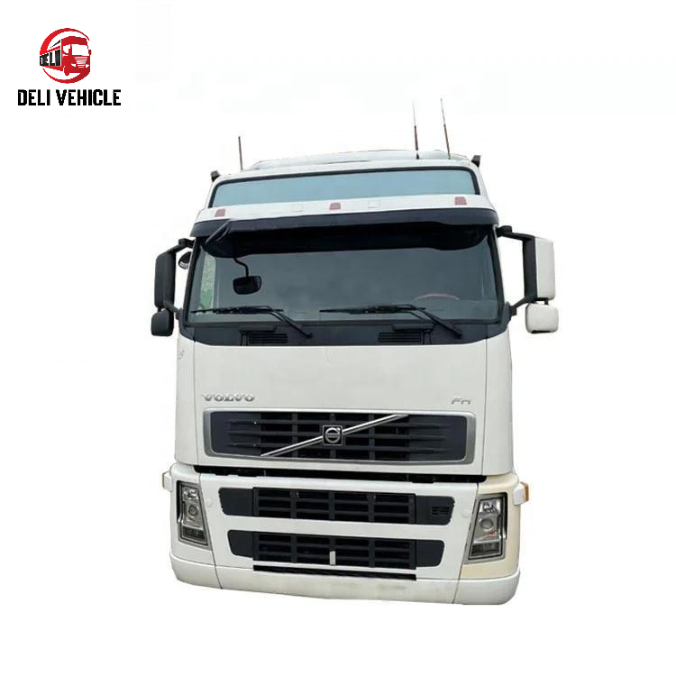Front face view of good condition VOLVO FH440 4x2 used tractor truck, 440HP second hand heavy duty used trailer truck with front grille and headlights
