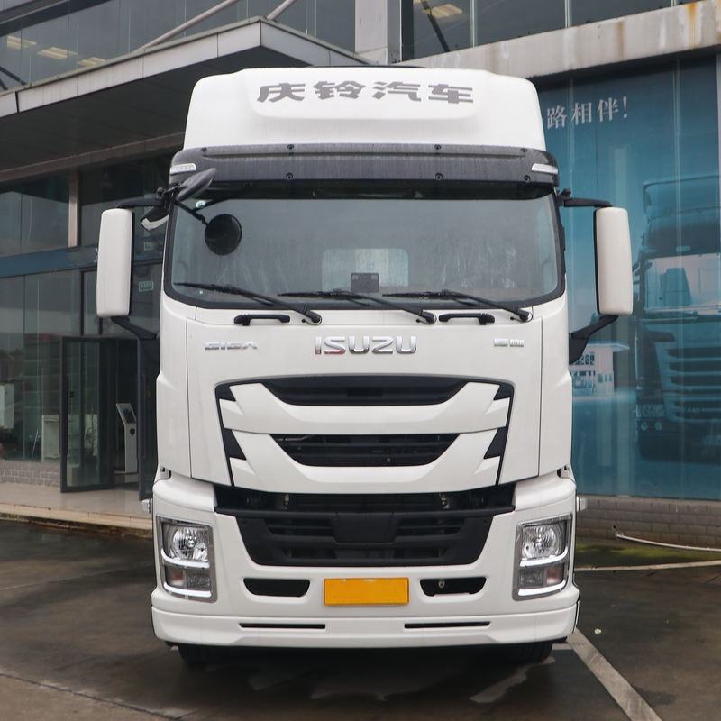 Front view of white used Isuzu GIGA Vc66 520hp 6x4 manual high roof cabin heavy tractor truck