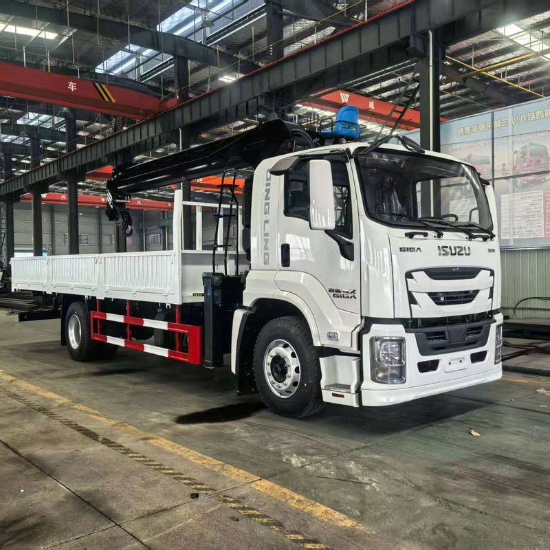 Full left side view of second hand Isuzu Giga 4x2 205hp diesel cargo truck with nice appearance, manual transmission