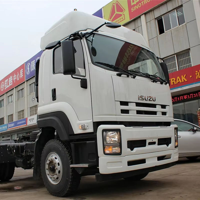 Right front side view of used Isuzu Vc46 heavy truck tractor head for Qing Ling, 4x2 350hp Euro 4