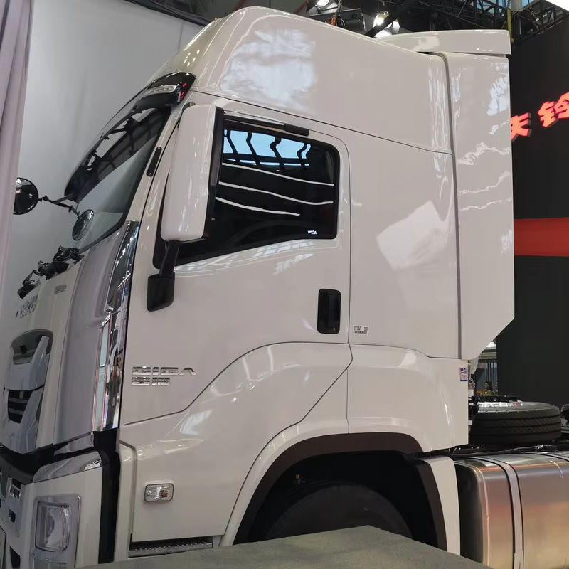 Collection of various used heavy duty tractor trucks in hot sale, with "USED TRACTOR TRUCK" label